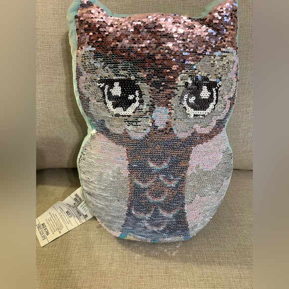 Justice reversible sequins owl pillow. Excellent condition. - Picture 2 of 8